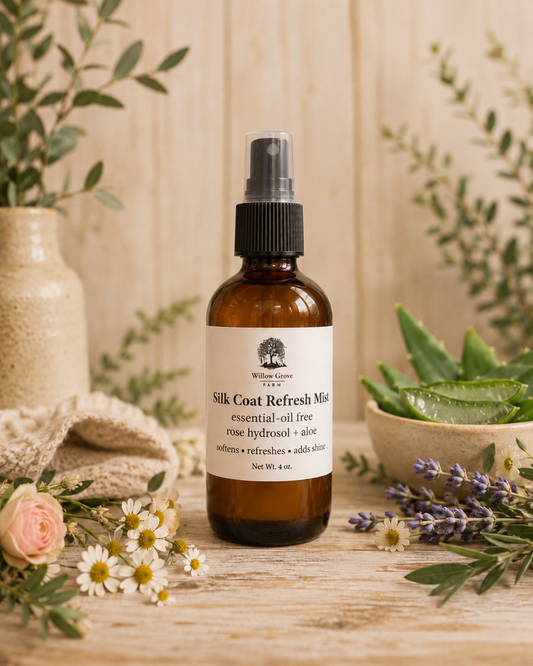 Silk Coat Refresh Mist™ | 
Rose + Aloe Conditioning Spray for Dogs